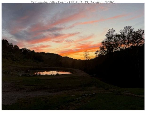 1406 Holmes Hollow Road, Charleston, WV 25312