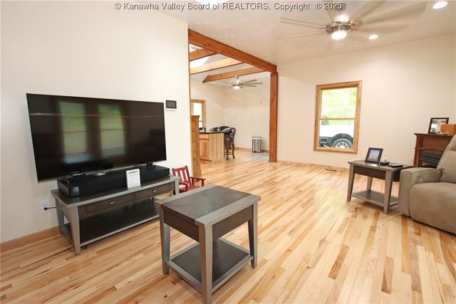 1406 Holmes Hollow Road, Charleston, WV 25312