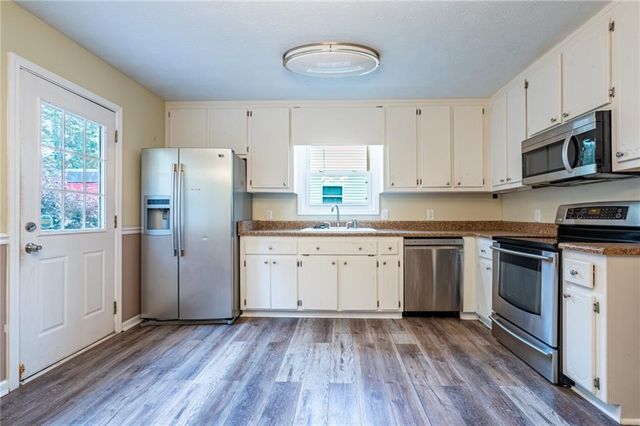 1187 Lightfoot Drive, Canton, GA 30115