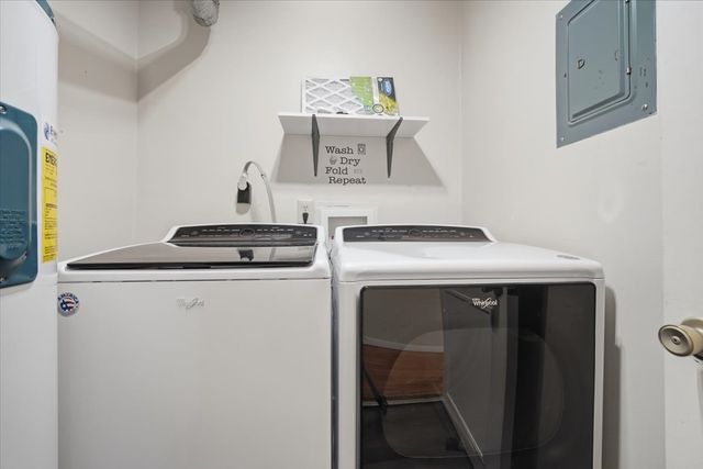 1600 Northbrook B9, Normal, IL 61761