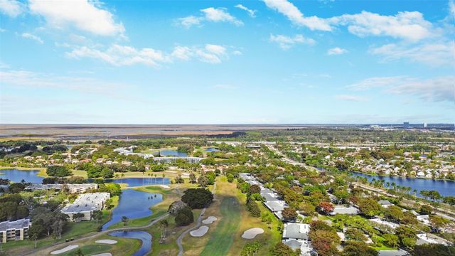 16131 Laurel Drive 33, Weston, FL 33326