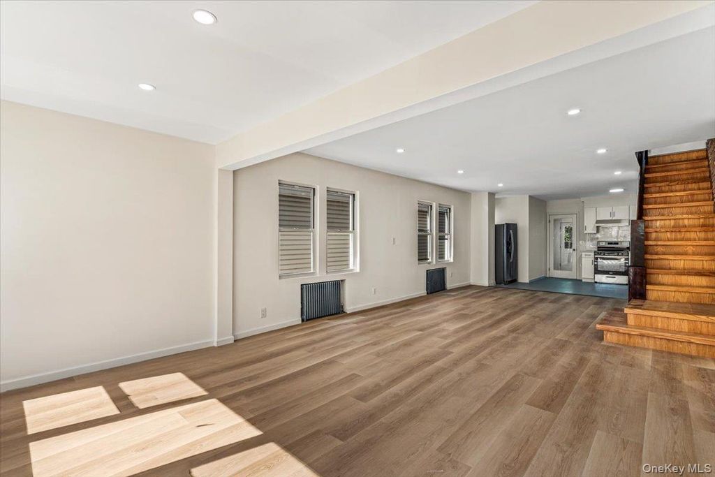 6134 Parsons Boulevard, Fresh Meadows, NY 11365 — photo 2