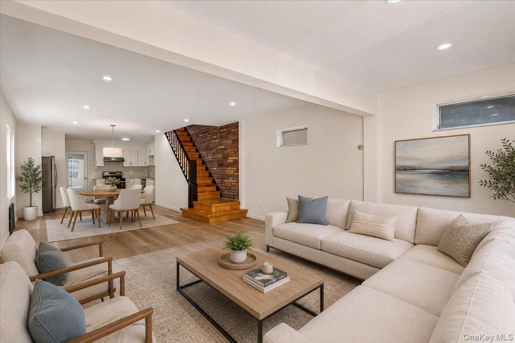 6134 Parsons Boulevard, Fresh Meadows, NY 11365 — photo 3