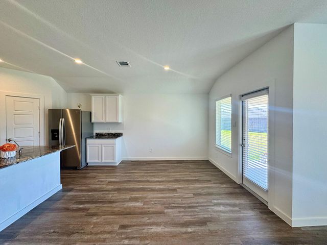 1102 Rayburn Drive, Rosharon, TX 77583