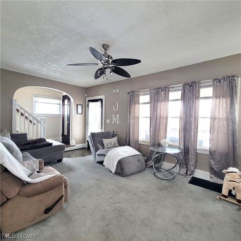 2407 Southway Street SW, Massillon, OH 44646