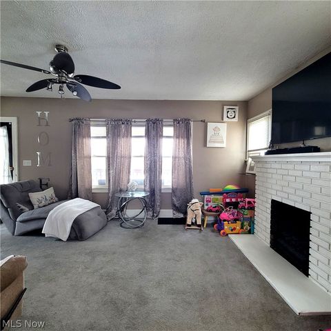 2407 Southway Street SW, Massillon, OH 44646