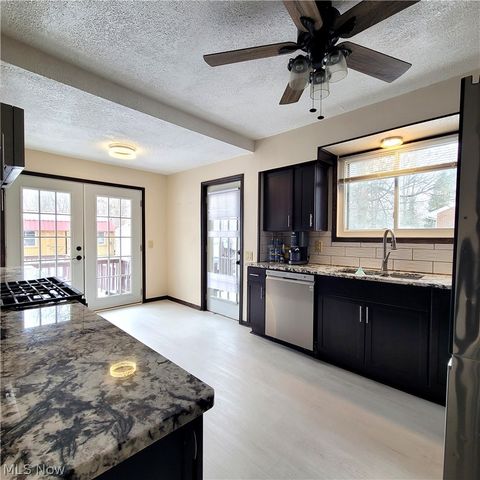 2407 Southway Street SW, Massillon, OH 44646