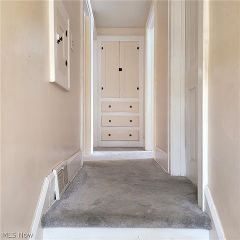 2407 Southway Street SW, Massillon, OH 44646