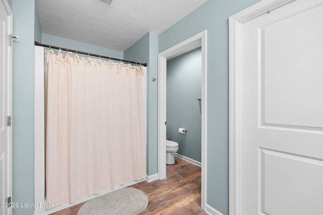 382 Villa Ln, Shepherdsville, KY 40165
