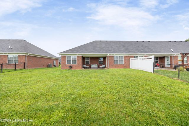 382 Villa Ln, Shepherdsville, KY 40165