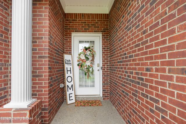 382 Villa Ln, Shepherdsville, KY 40165