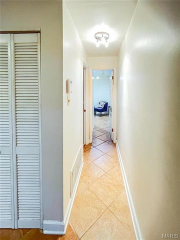 329 N Boyle Ave. E1, St Louis, MO 63108