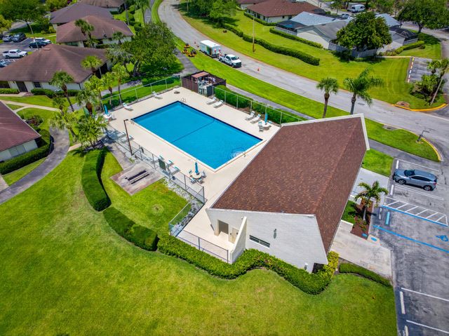 1321 Peppertree Trail D, Fort Pierce, FL 34950