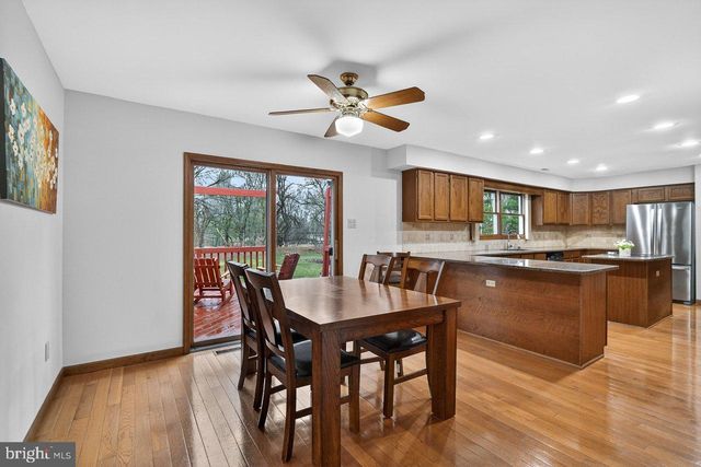 5 BANFF DR, Princeton Junction, NJ 08550