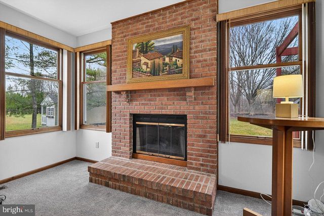 5 BANFF DR, Princeton Junction, NJ 08550