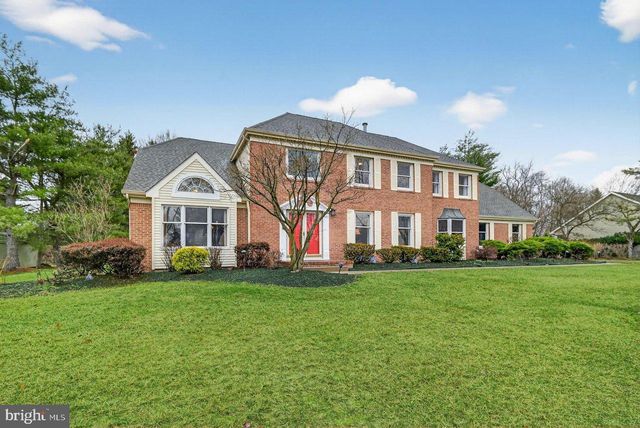 5 BANFF DR, Princeton Junction, NJ 08550