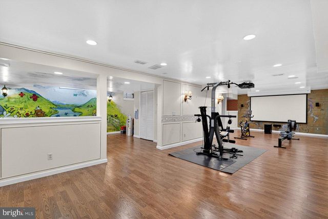 5 BANFF DR, Princeton Junction, NJ 08550