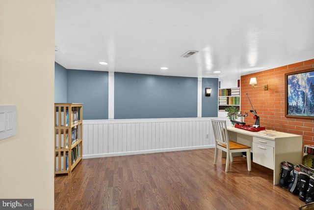 5 BANFF DR, Princeton Junction, NJ 08550