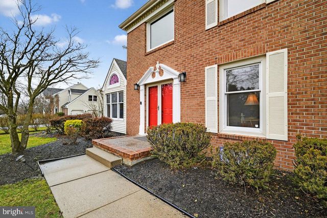 5 BANFF DR, Princeton Junction, NJ 08550