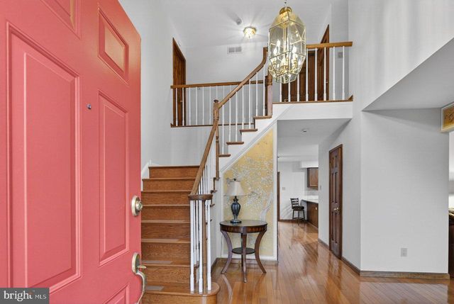 5 BANFF DR, Princeton Junction, NJ 08550