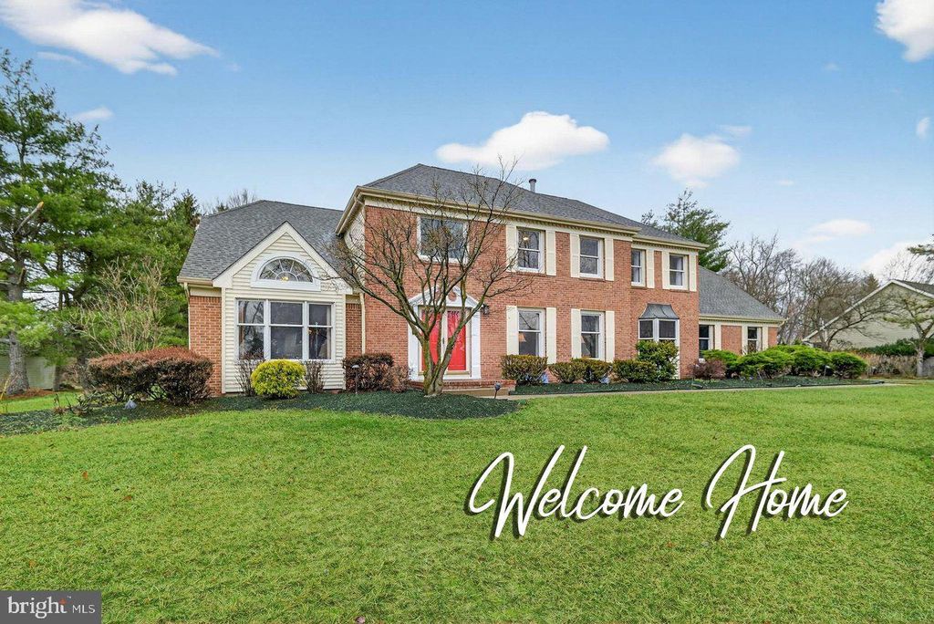 5 BANFF DR, Princeton Junction, NJ 08550