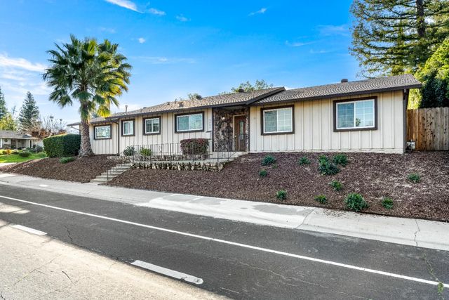 5765 Sperry Dr, Citrus Heights, CA 95621