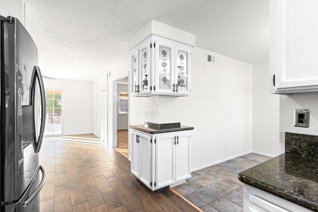 5765 Sperry Dr, Citrus Heights, CA 95621