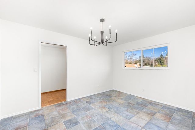 5765 Sperry Dr, Citrus Heights, CA 95621