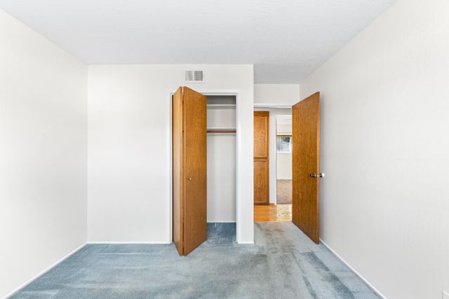 5765 Sperry Dr, Citrus Heights, CA 95621