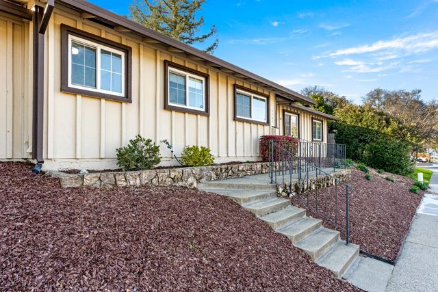 5765 Sperry Dr, Citrus Heights, CA 95621