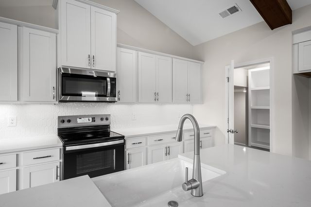 1733 Merkel Road, Columbia, TN 38401