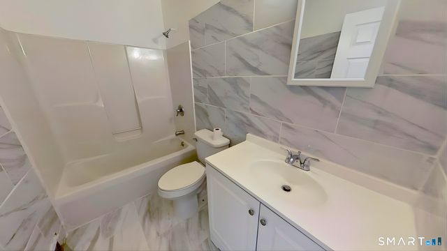 72 Chestnut Street APT 6, Norwalk, CT 06854