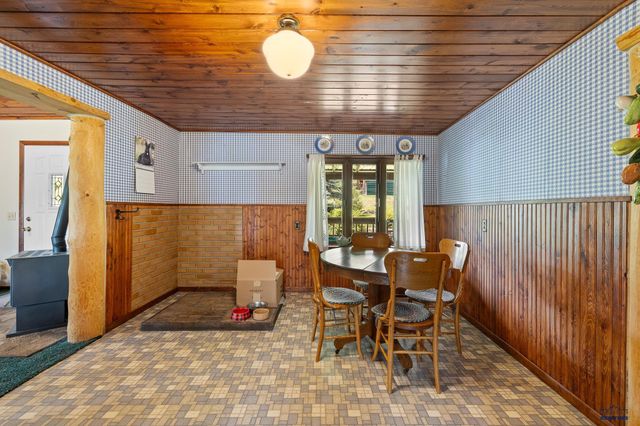 25138 BEAR ROCK RD, Custer, SD 57730