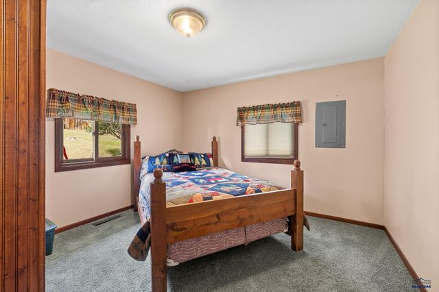 25138 BEAR ROCK RD, Custer, SD 57730