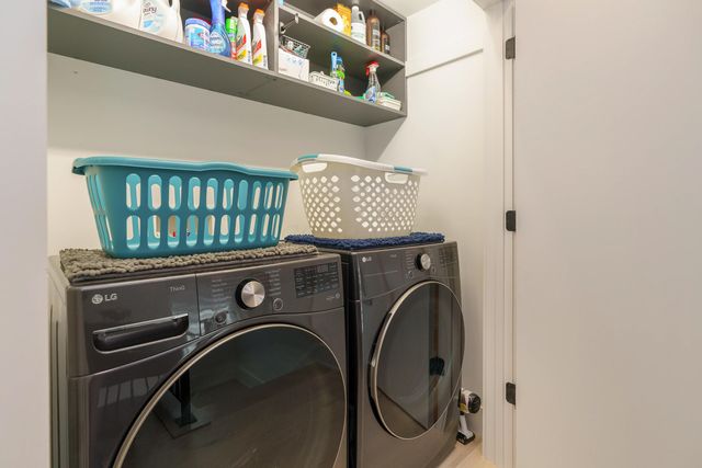 564 Lathrop Street, Columbus, OH 43206