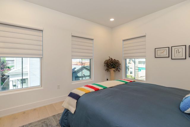 564 Lathrop Street, Columbus, OH 43206