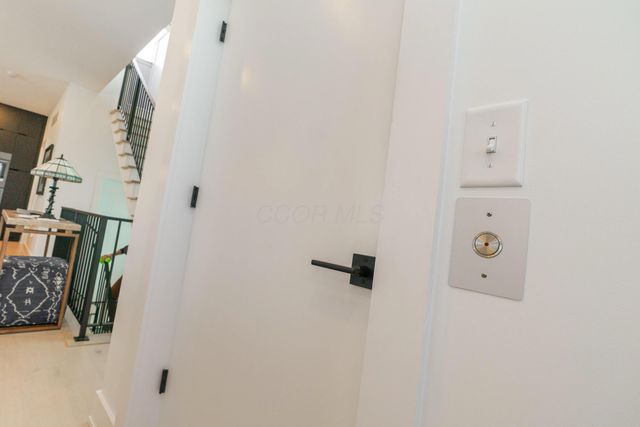 564 Lathrop Street, Columbus, OH 43206