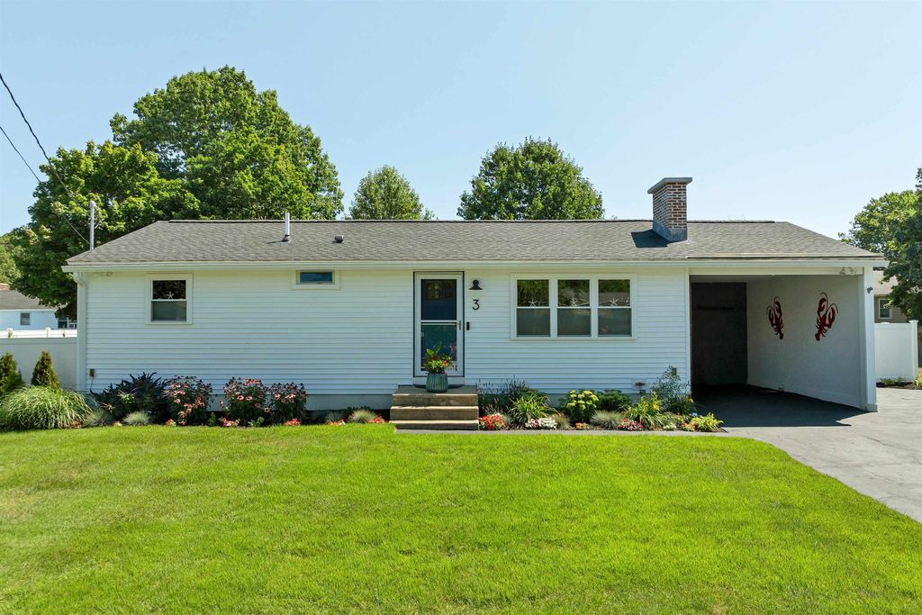 Image 1 of property listing at 3 Trafford Road, Hampton, NH 03842