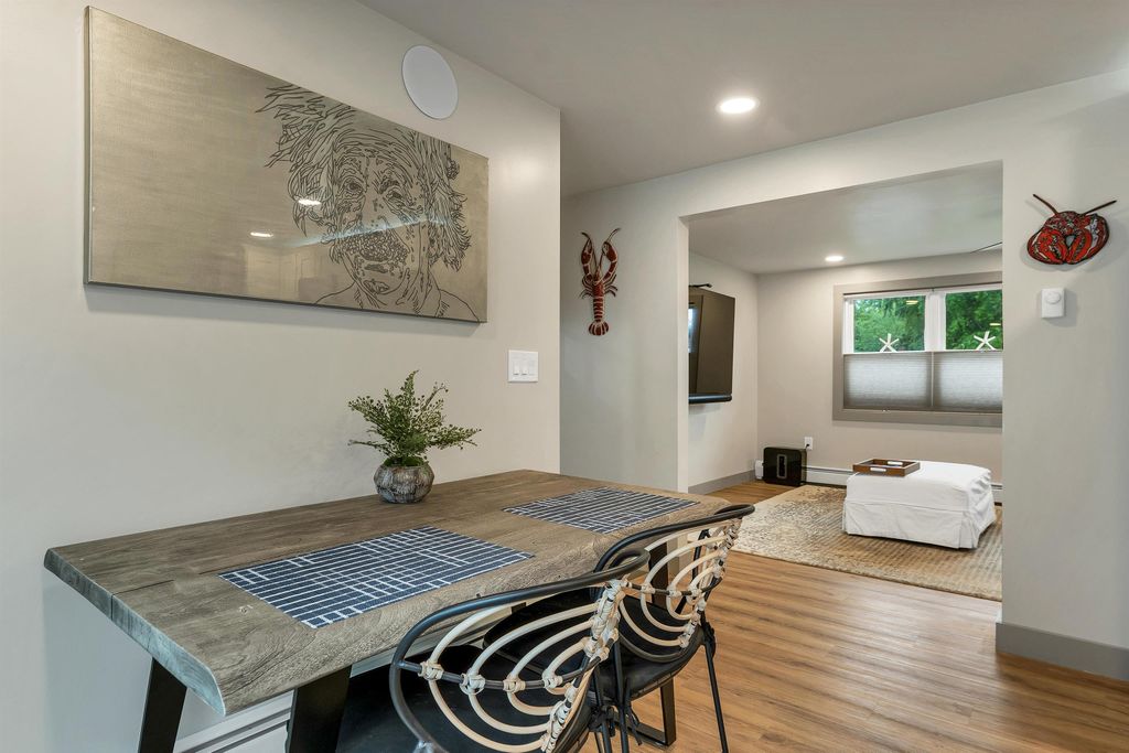 Image 17 of property listing at 3 Trafford Road, Hampton, NH 03842