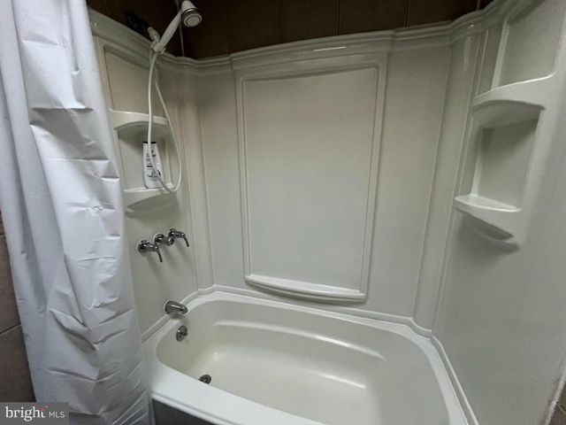 3502 DRUMORE DR, Philadelphia, PA 19154