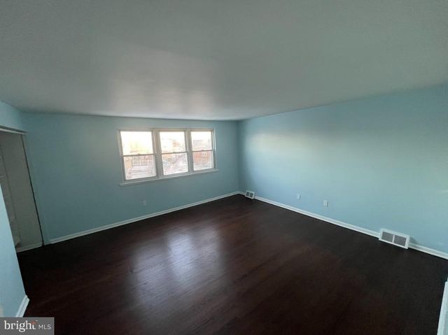 3502 DRUMORE DR, Philadelphia, PA 19154