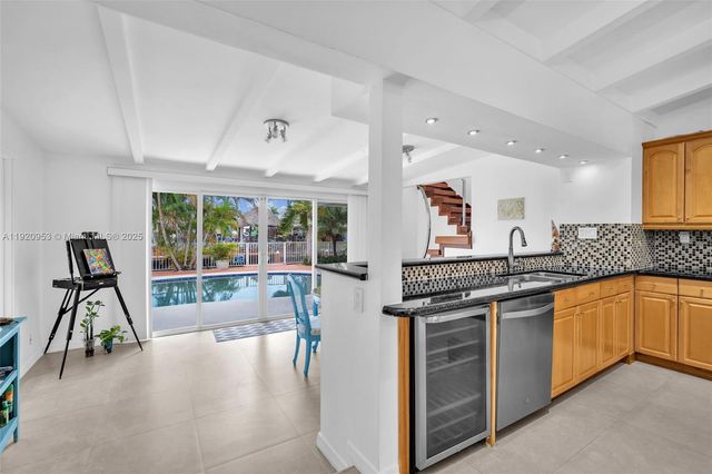 2478 Cat Cay Ln, Fort Lauderdale, FL 33312