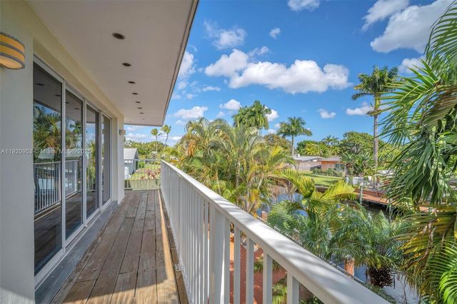 2478 Cat Cay Ln, Fort Lauderdale, FL 33312