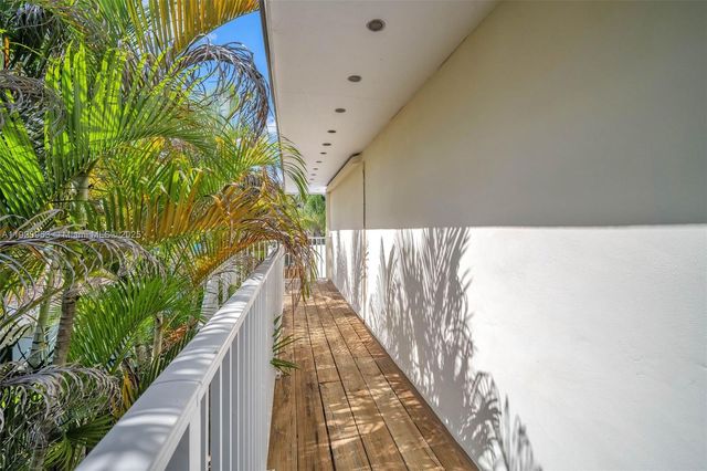 2478 Cat Cay Ln, Fort Lauderdale, FL 33312