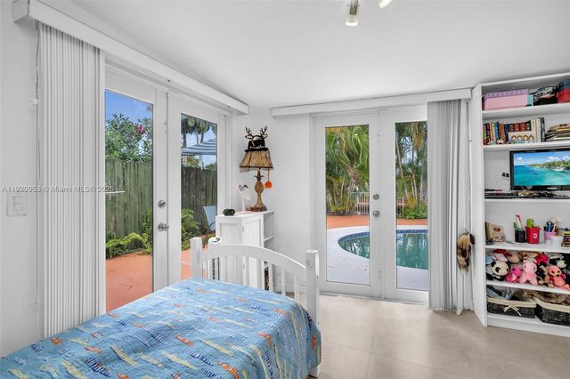 2478 Cat Cay Ln, Fort Lauderdale, FL 33312