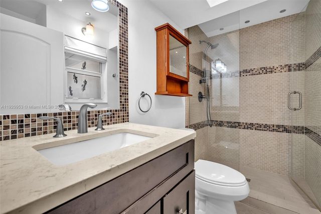 2478 Cat Cay Ln, Fort Lauderdale, FL 33312