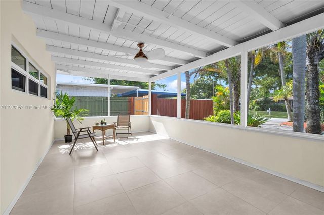 2478 Cat Cay Ln, Fort Lauderdale, FL 33312