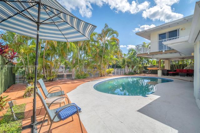 2478 Cat Cay Ln, Fort Lauderdale, FL 33312