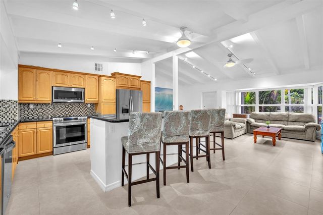 2478 Cat Cay Ln, Fort Lauderdale, FL 33312