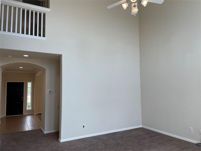 627 Oak Circle Drive E, Conroe, TX 77301